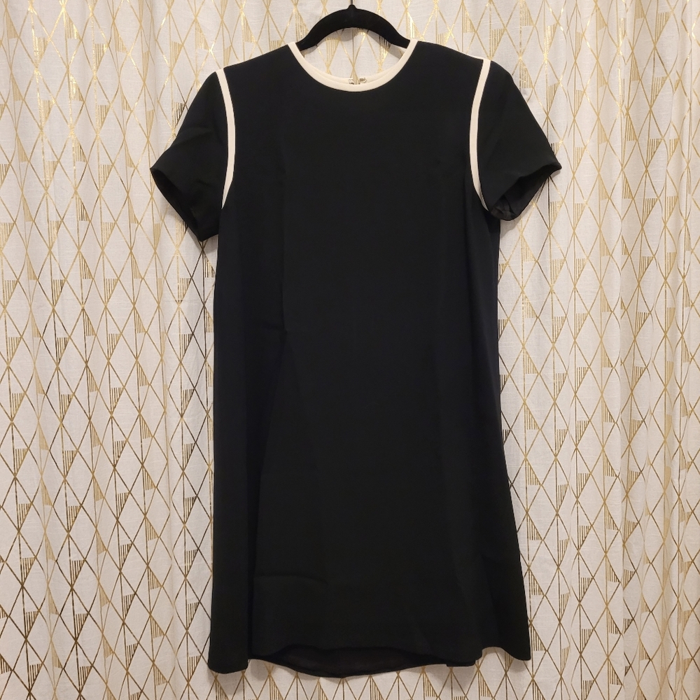 SOLD! EUC Liz Claiborne vintage shift black and ivory dress size 6P